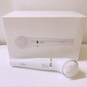 Braun Face Brush